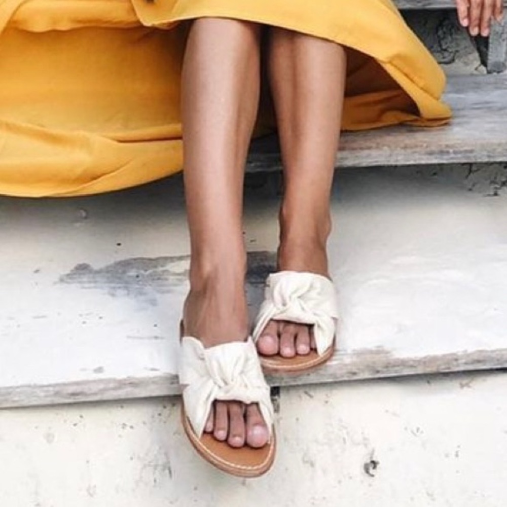 Soludos knotted slide sandals 6.5 white leather so comfy